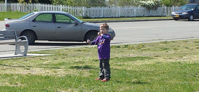 Nathan Figuring Out The Kite Line